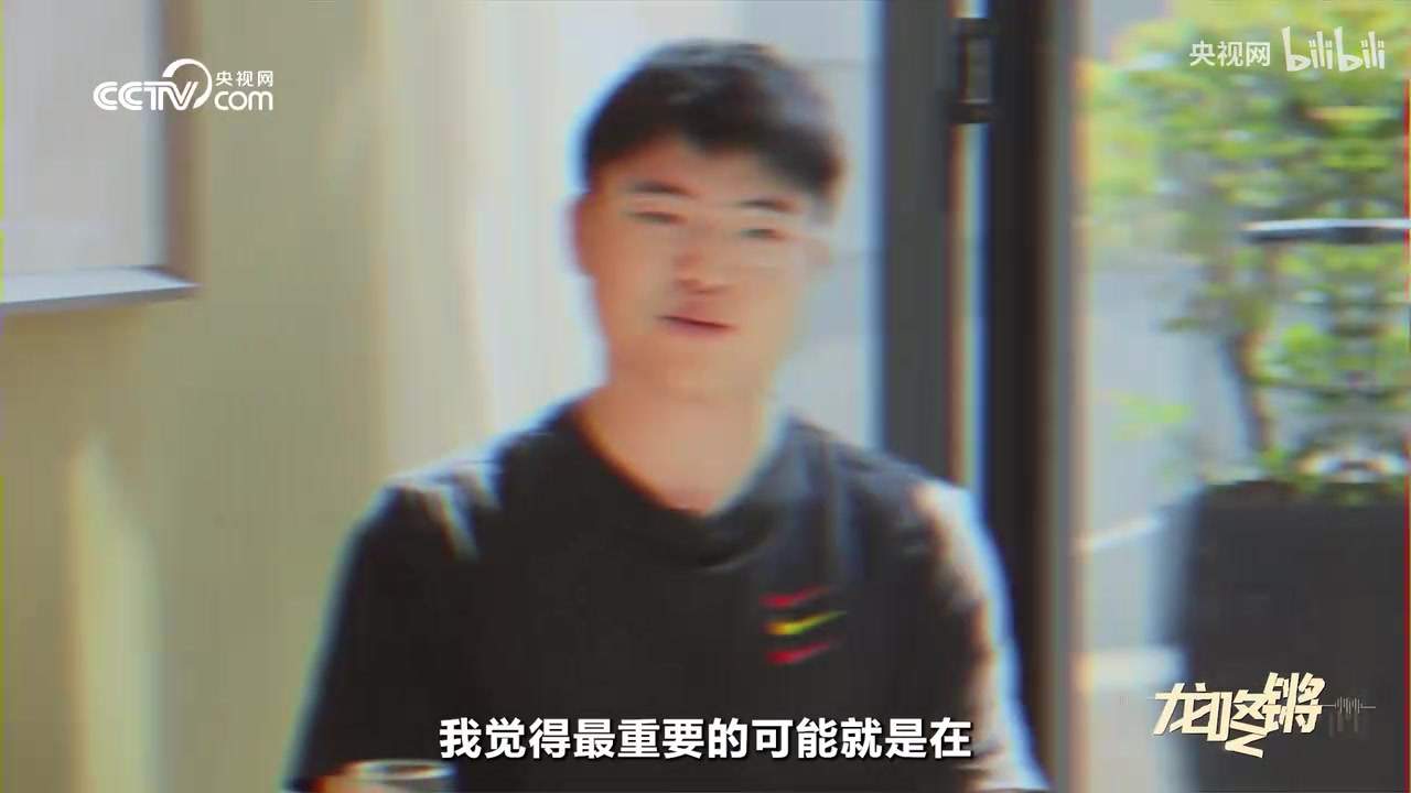 央视网对谈Uzi:第一次退役心有不甘,这才导致了后续的复出